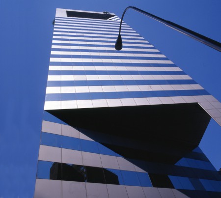 Limpieza de Alucobon en altura Limpieza de de Alucobond y Panel Robertson
